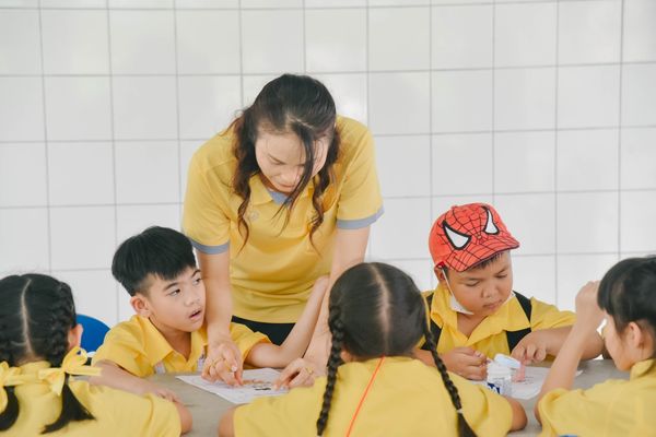 โรงเรียนปรีชานุศาสน์